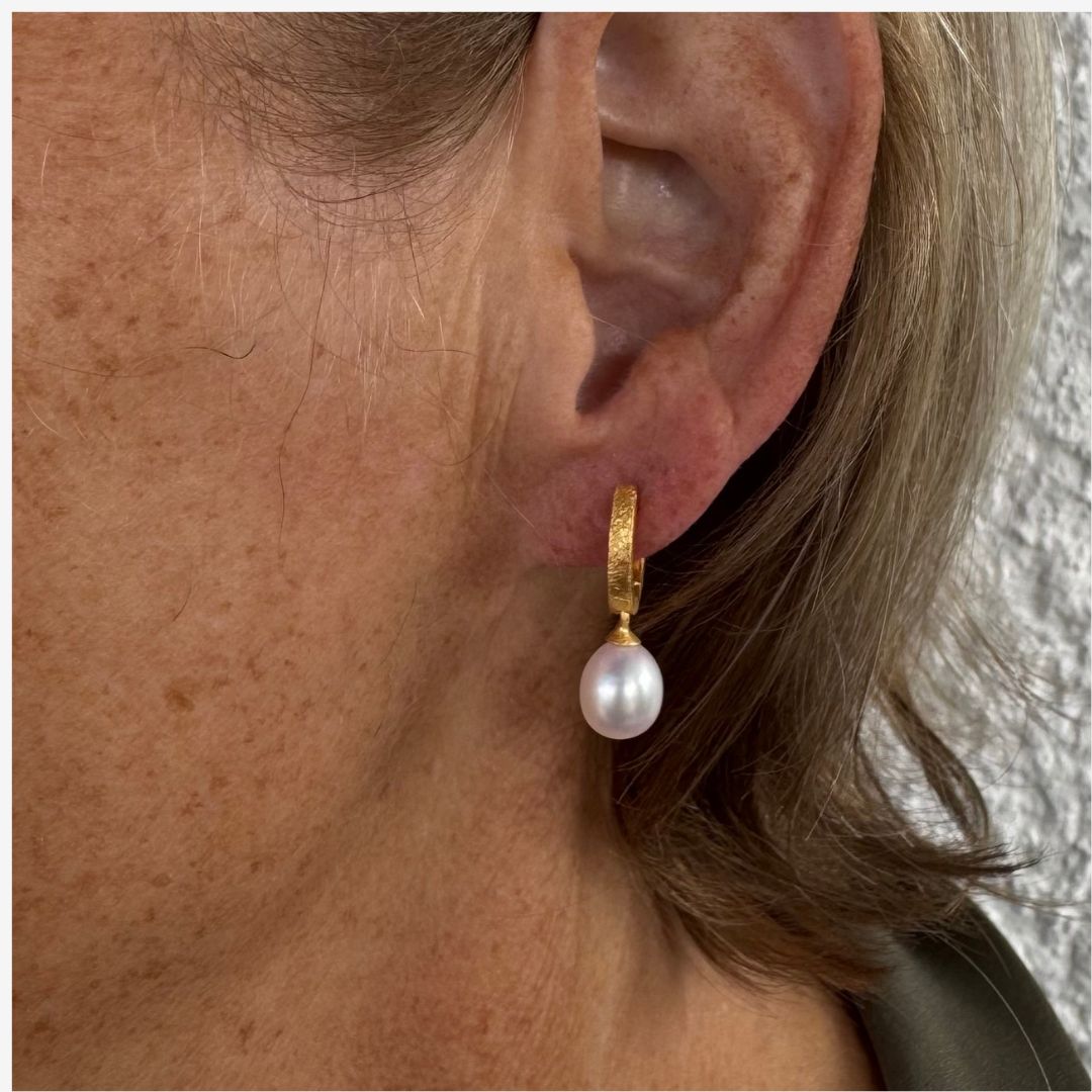 Creolen Gold Perle Weiß