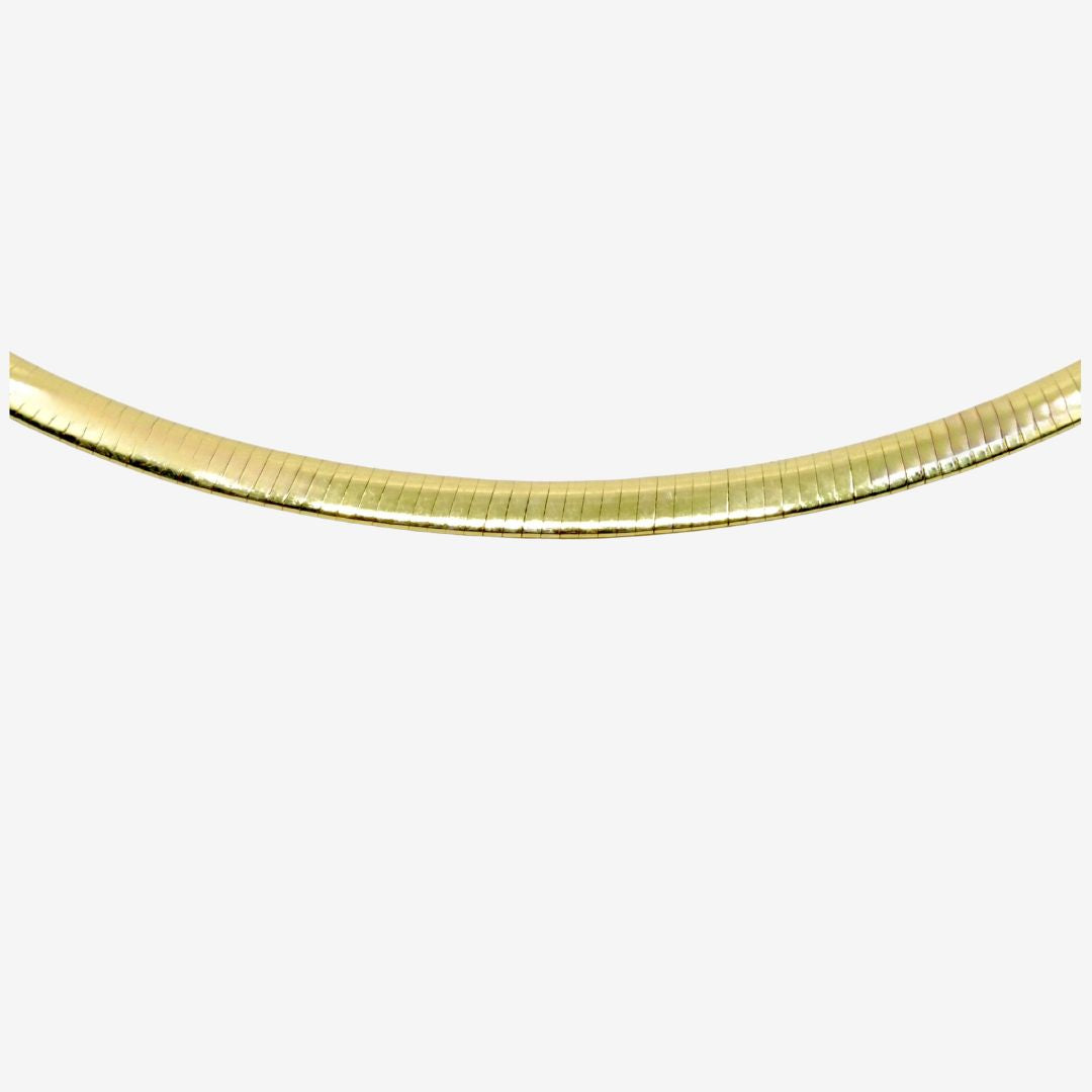 Goldener Halsreifen