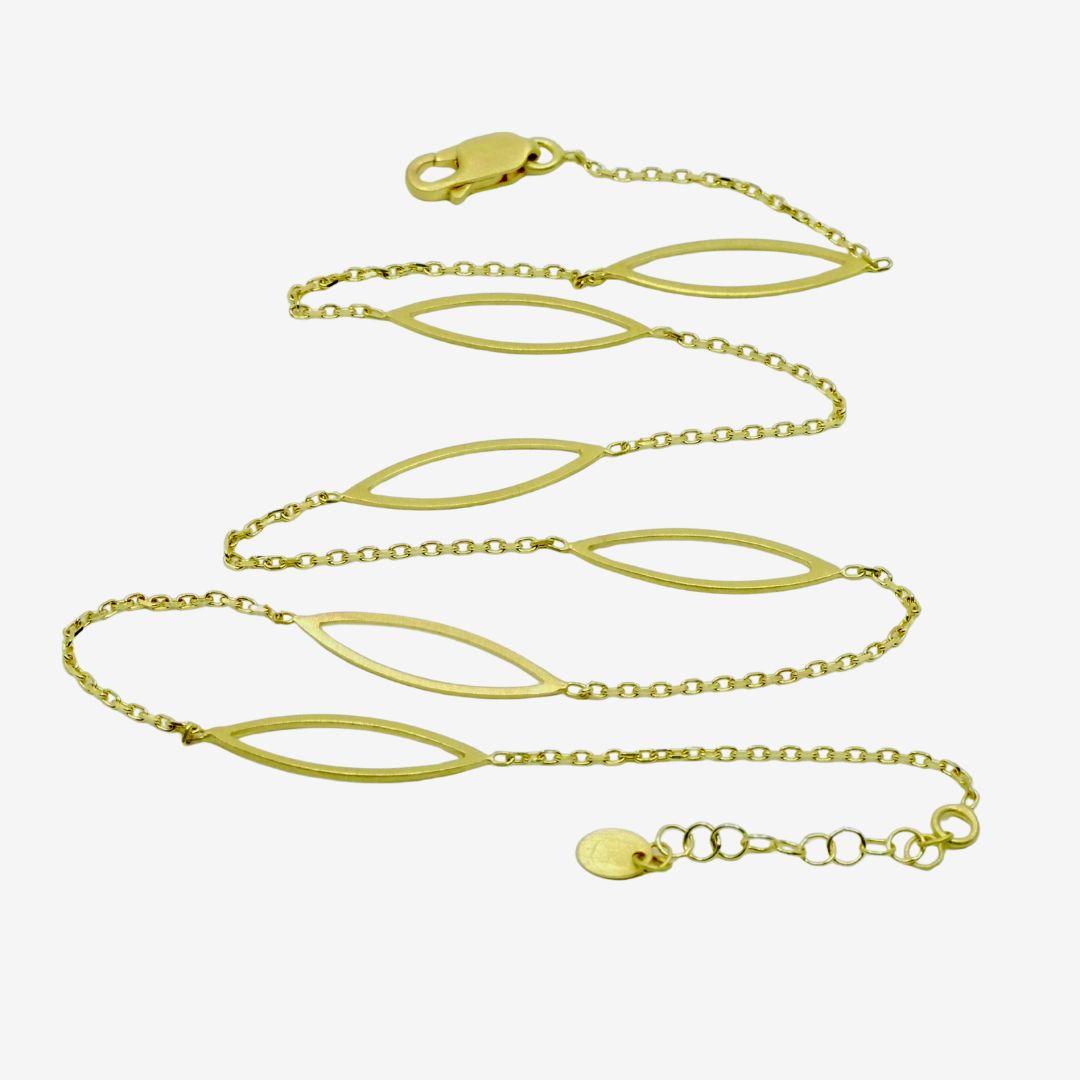 Elegante goldene Kette