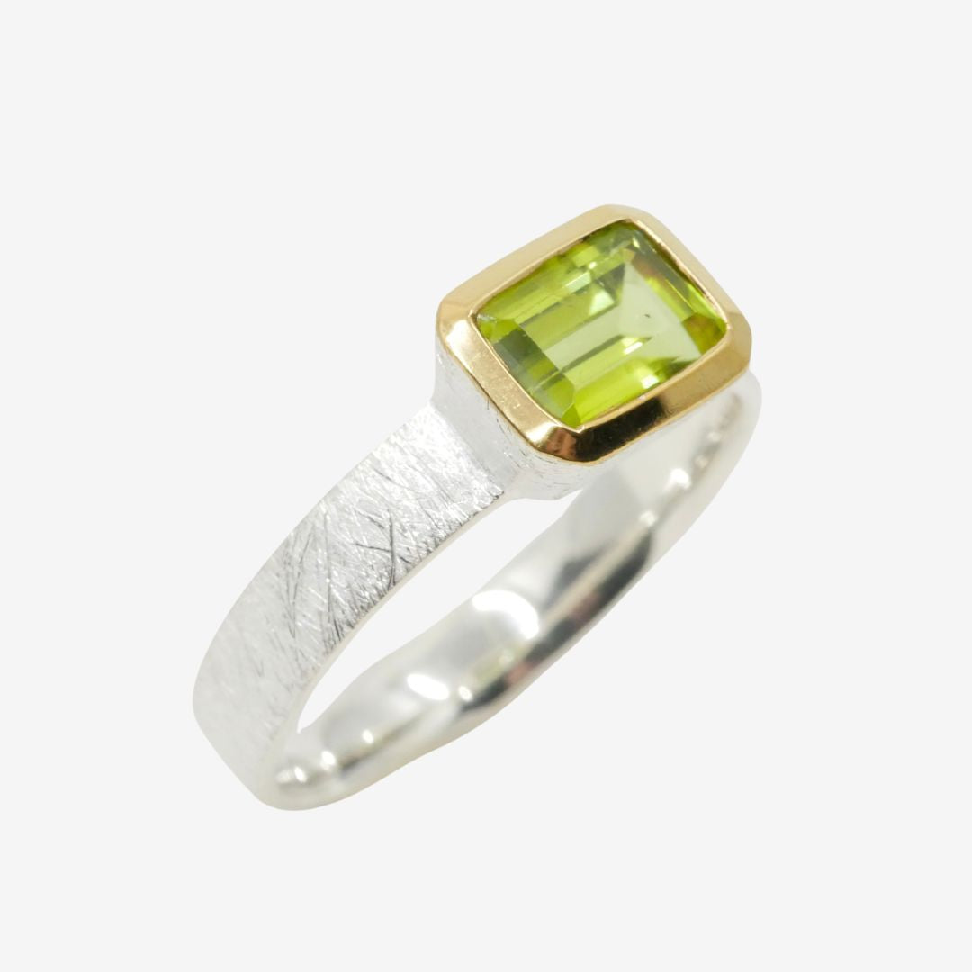 Peridot Ring bicolor