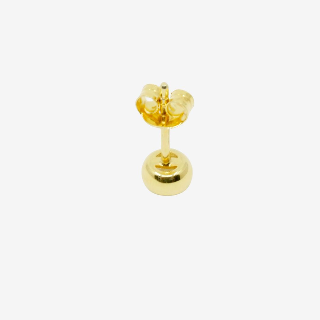 Kleiner goldener Ohrstecker